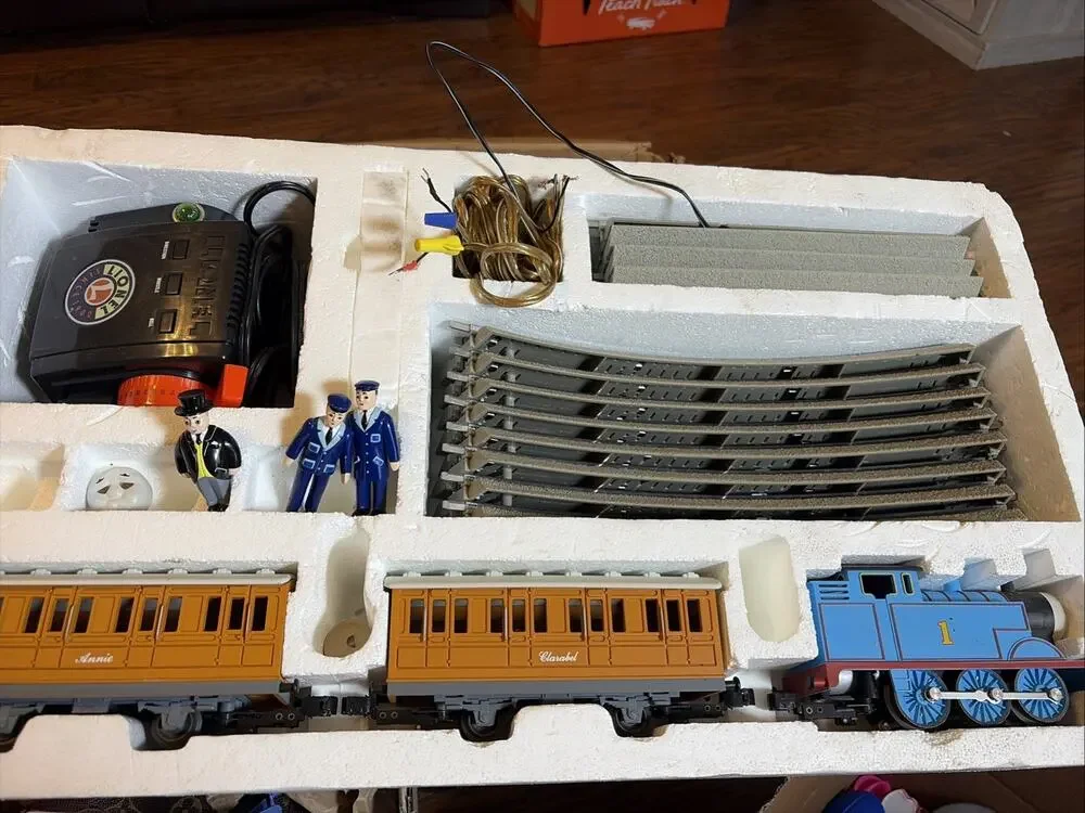 Lionel Thomas & Friends O Gauge Train Starter Set 6-30069 Light Faces